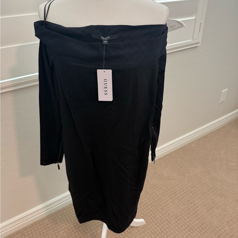 GUESS Elegant Black Pencil Skirt
